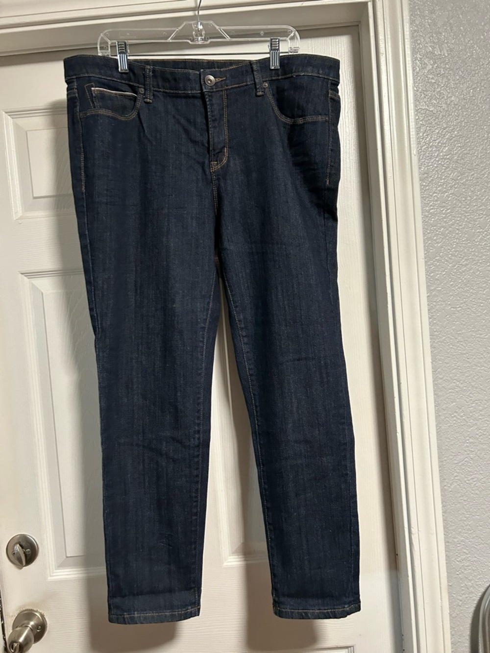 JC Penney Women's Dark Blue Straight-Leg ankle Jeans